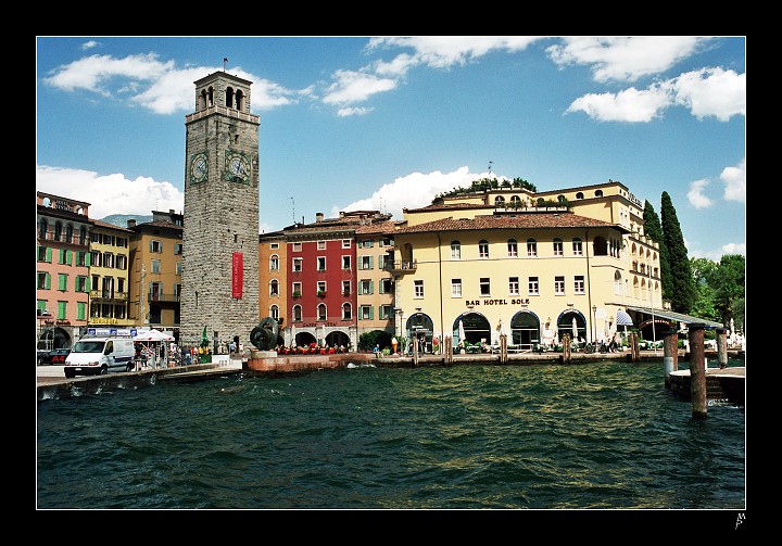 img00020.jpg